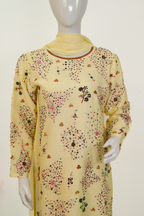 Lemora – Minimal Embroidered Silk Set