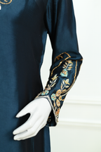 Sapphire – Embroidered Silk Luxury Set