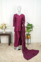 Viola – Classic Embroidered Silk Set